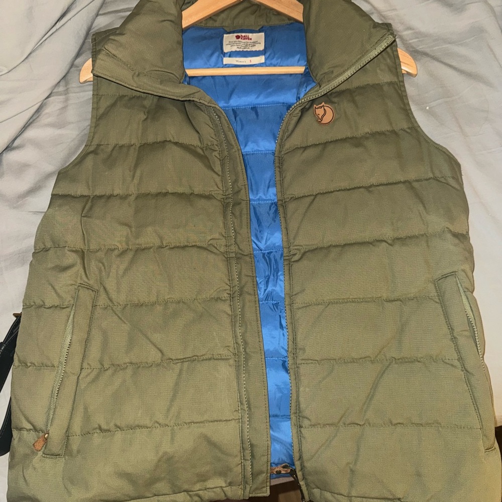 Fjallraven Army Green vest